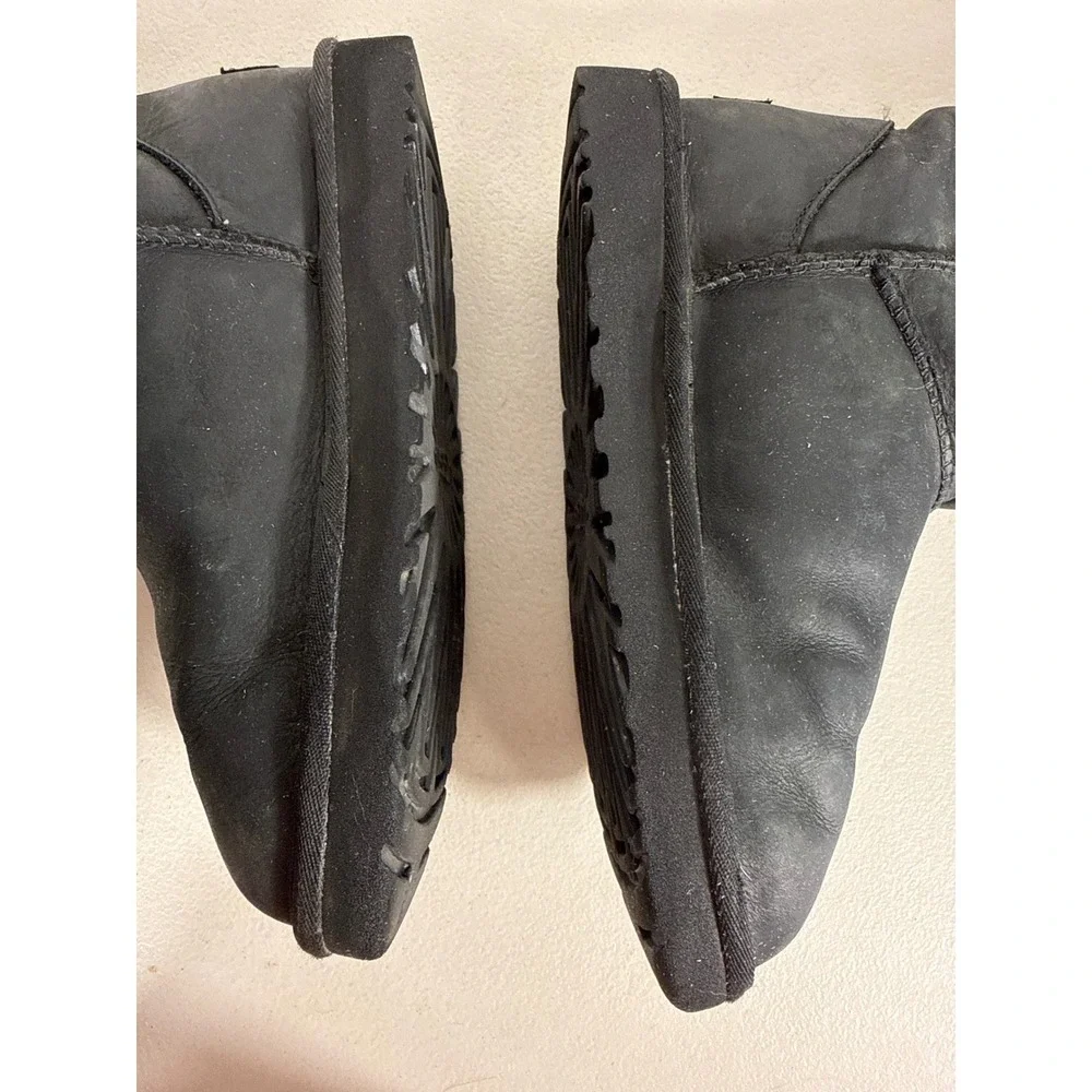 UGG classic short